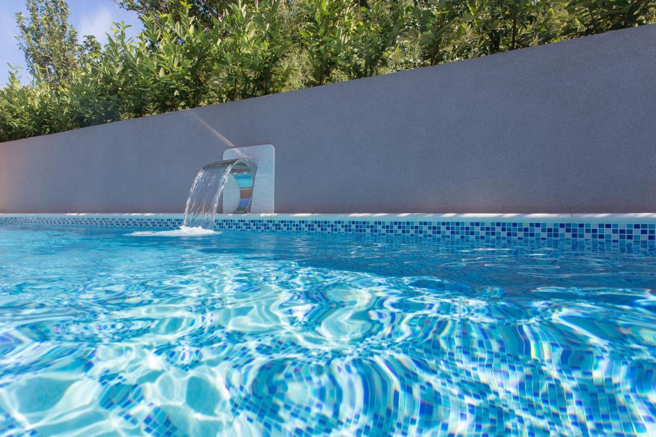 Life - New And Luxury Holiday House Kaštela エクステリア 写真
