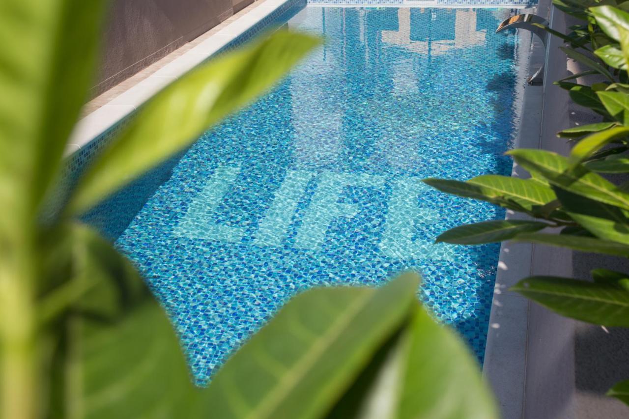 Life - New And Luxury Holiday House Kaštela エクステリア 写真