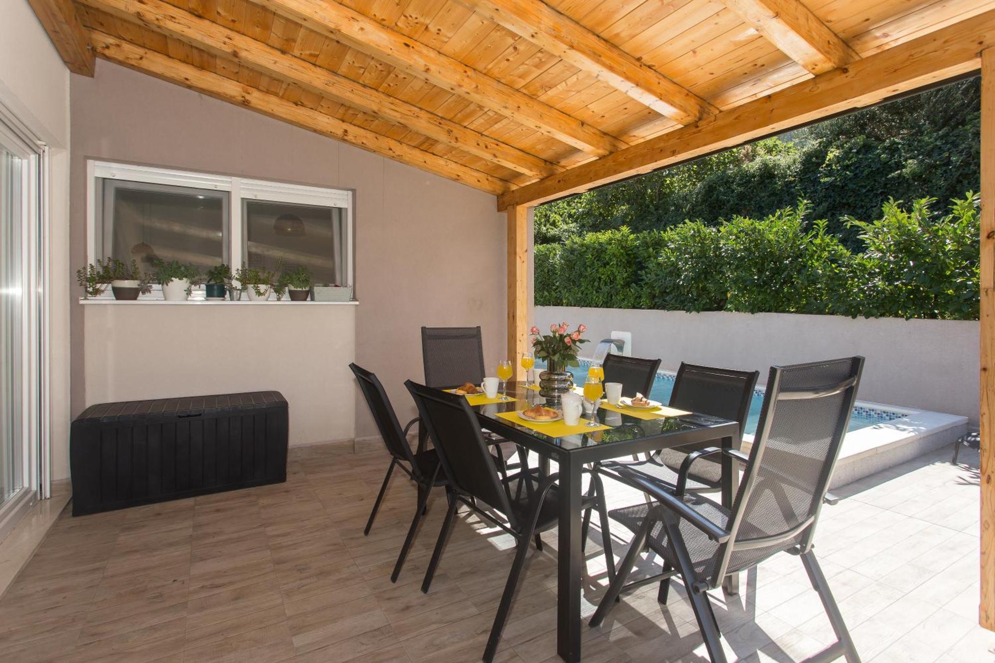 Life - New And Luxury Holiday House Kaštela エクステリア 写真