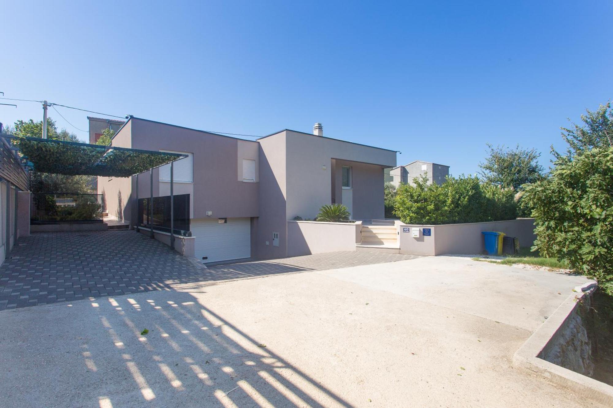 Life - New And Luxury Holiday House Kaštela エクステリア 写真