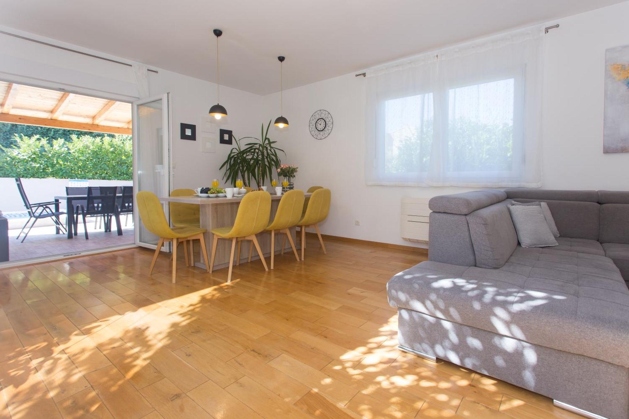 Life - New And Luxury Holiday House Kaštela エクステリア 写真