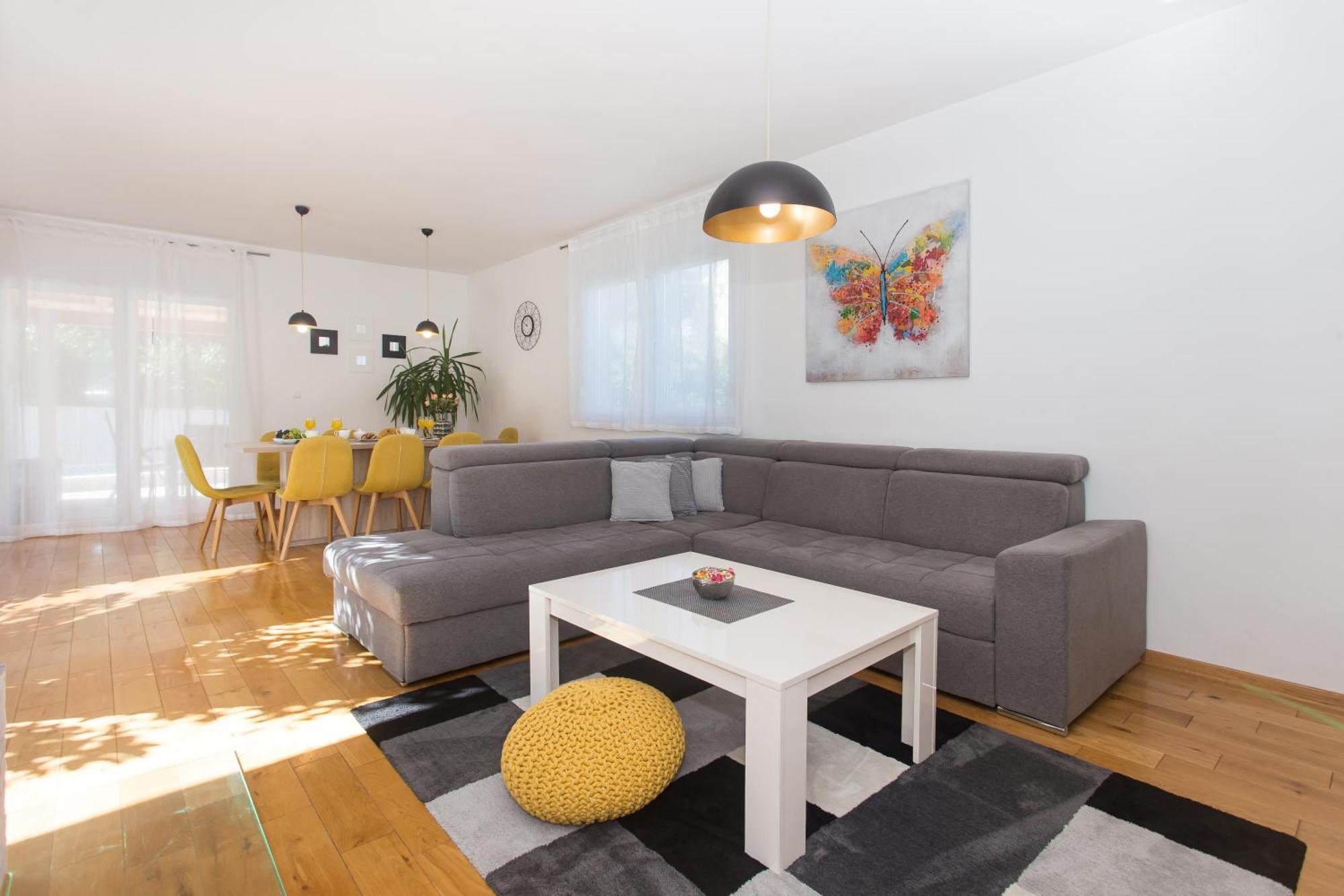 Life - New And Luxury Holiday House Kaštela エクステリア 写真