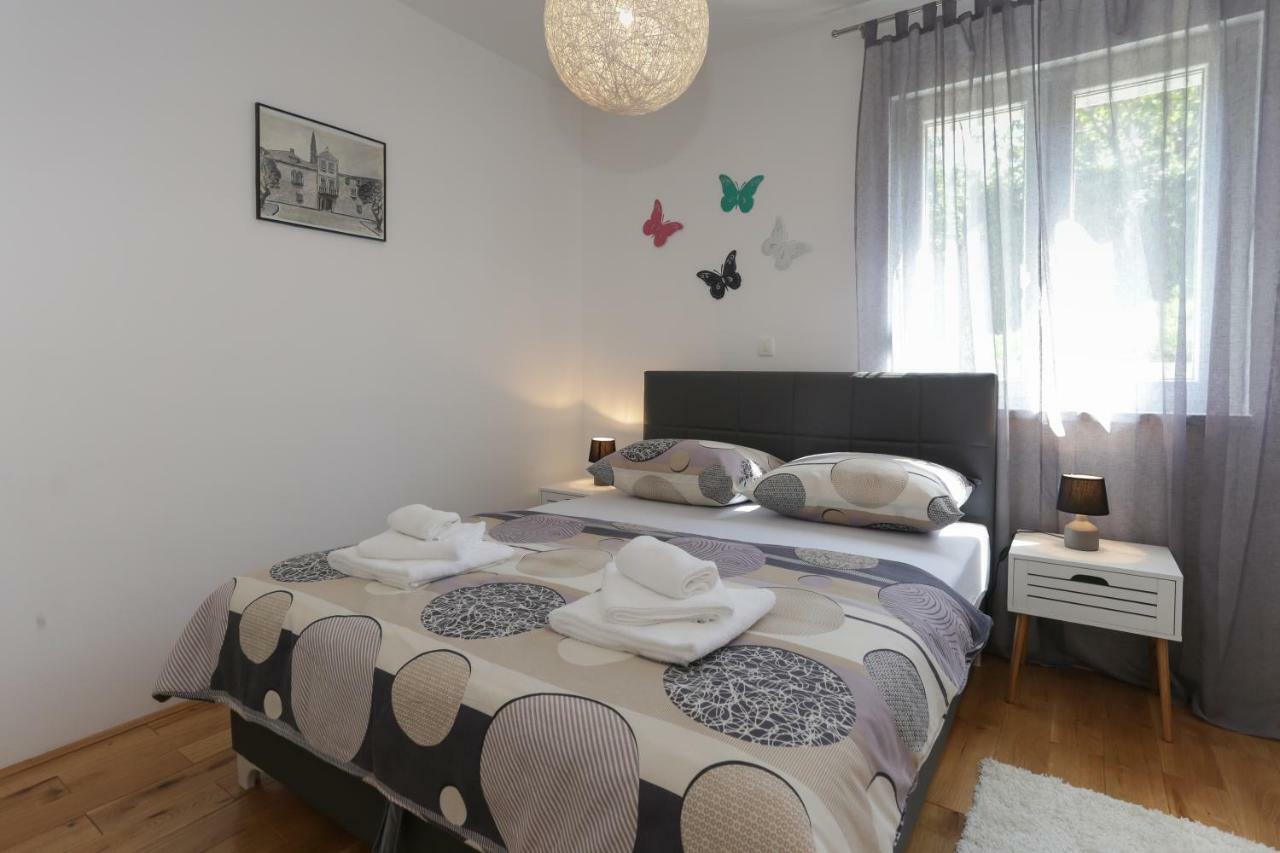 Life - New And Luxury Holiday House Kaštela エクステリア 写真